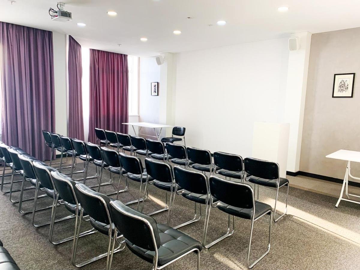 Reikartz Sky Almaty Hotel Екстериор снимка