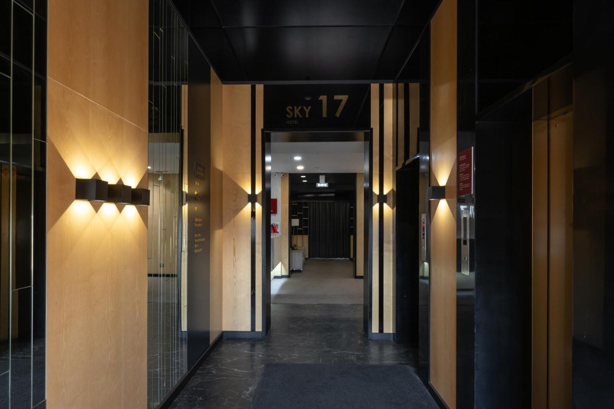 Reikartz Sky Almaty Hotel Екстериор снимка